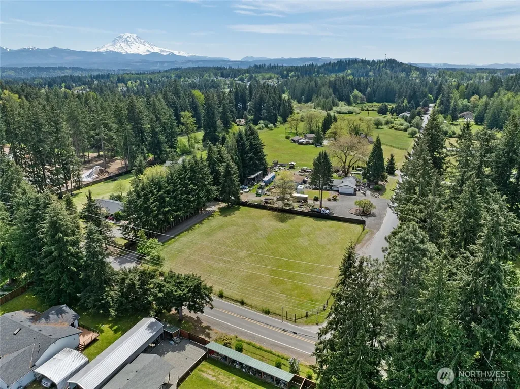 19316 Rhodes Lake Road E Bonney Lake WA 98391