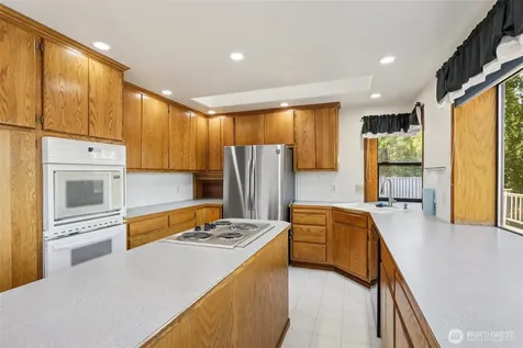 3409 Mission Beach Road Marysville WA 98271