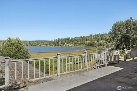 3409 Mission Beach Road Marysville WA 98271