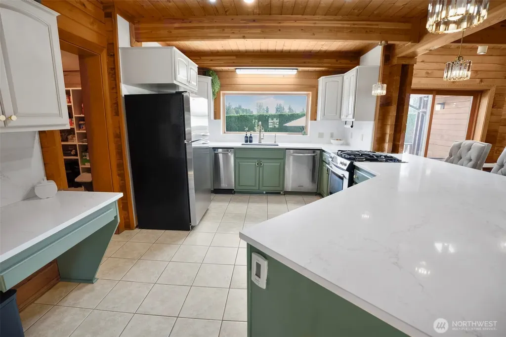 22919 SE 438th Street Enumclaw WA 98022