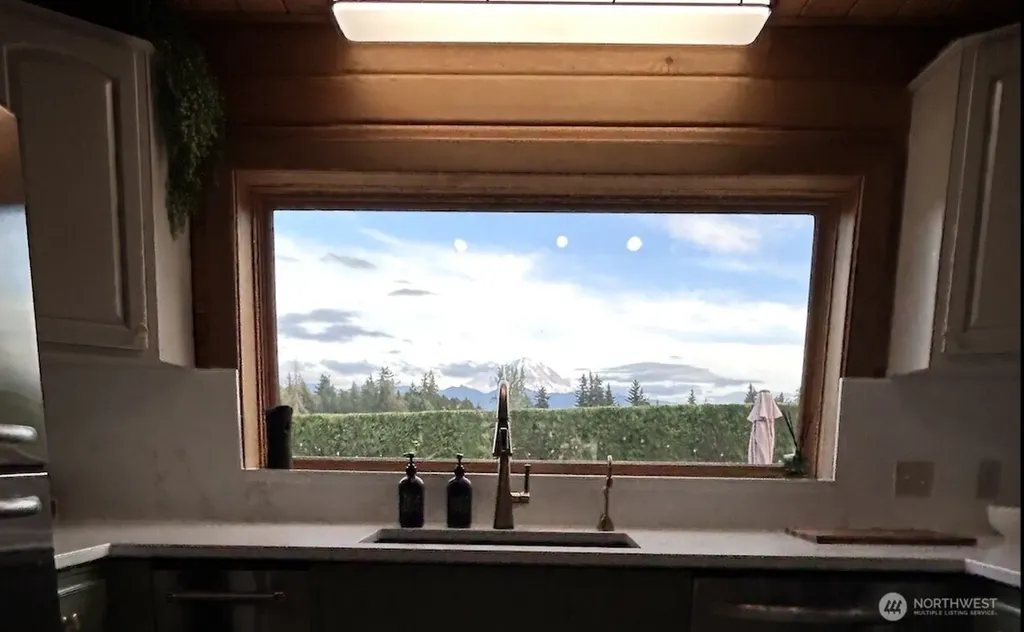 22919 SE 438th Street Enumclaw WA 98022