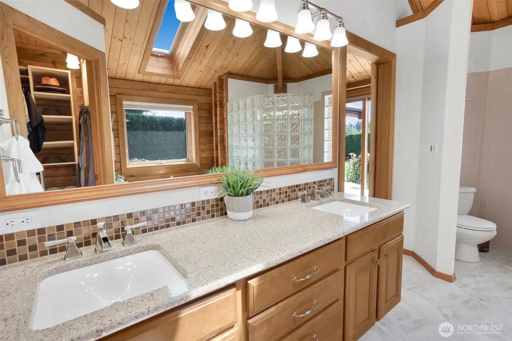 22919 SE 438th Street Enumclaw WA 98022