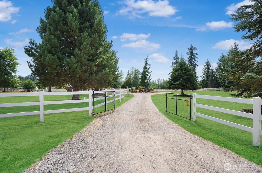 22919 SE 438th Street Enumclaw WA 98022