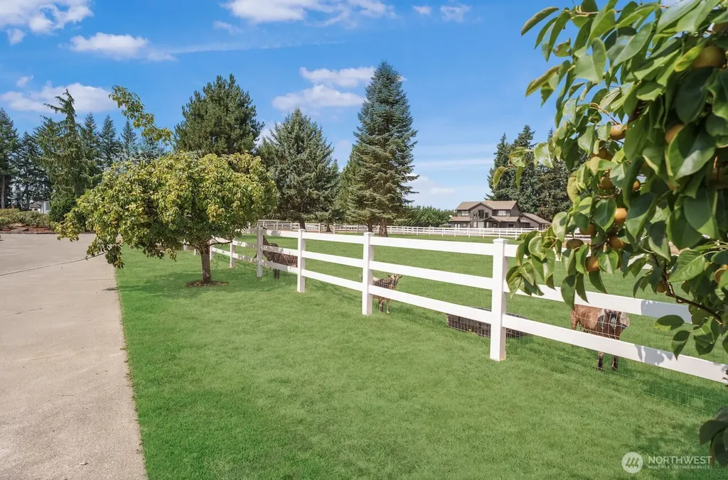 22919 SE 438th Street Enumclaw WA 98022