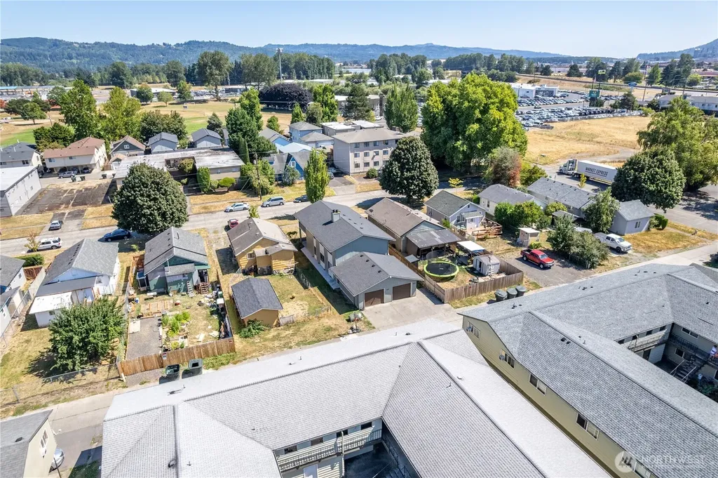 823 8th Avenue Longview WA 98632
