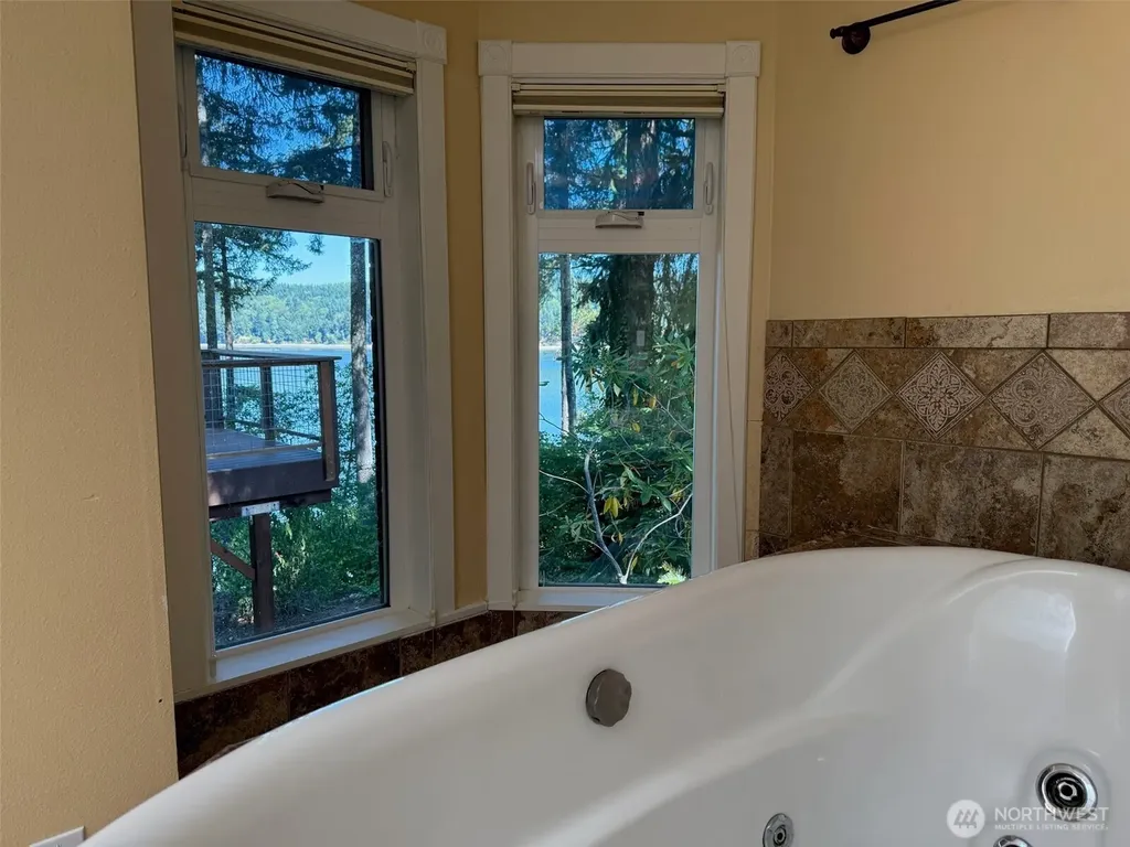 8036 Ellison Loop NW Olympia WA 98502