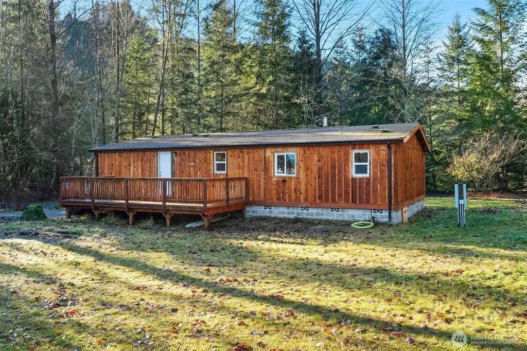 107 Frostyrose Lane Glenoma WA 98336