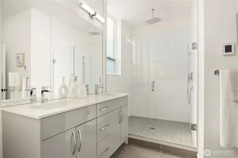 947 NW 56th Street Seattle WA 98107