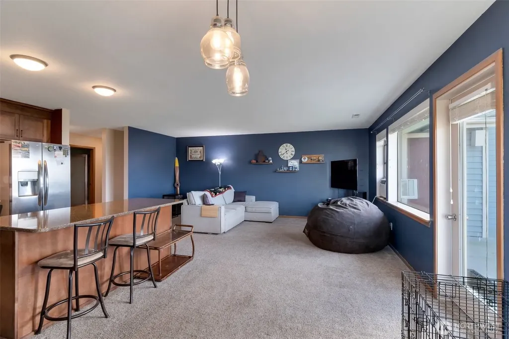 651 SE Bayshore Drive Oak Harbor WA 98277
