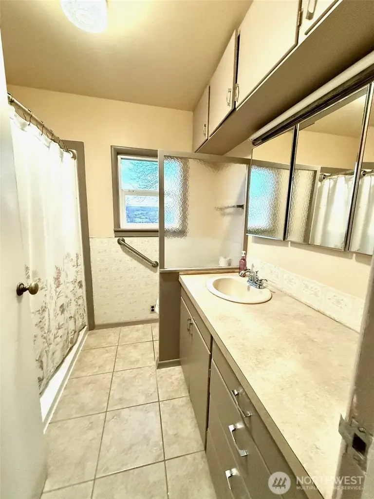 1006 E Dobson Road Odessa WA 99159