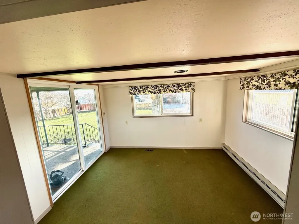 1006 E Dobson Road Odessa WA 99159