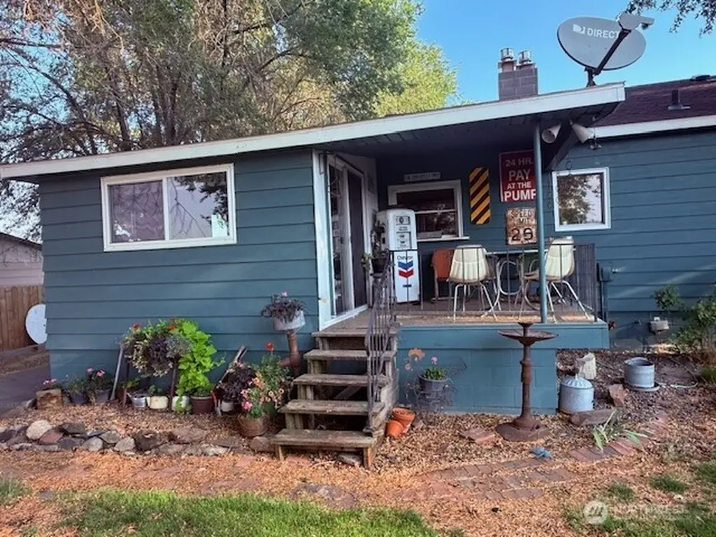 1006 E Dobson Road Odessa WA 99159