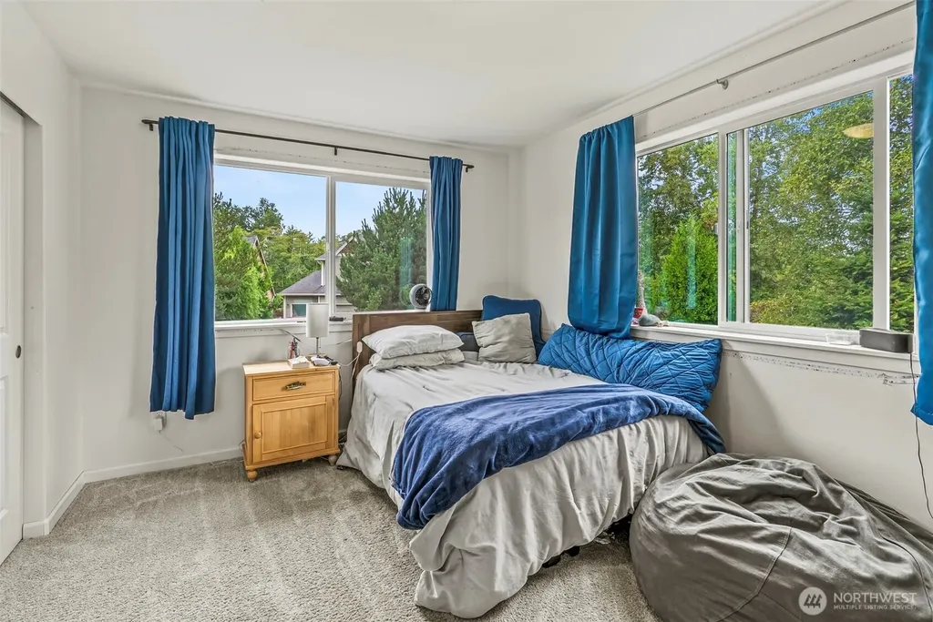 26 Marina Drive Cathlamet WA 98612