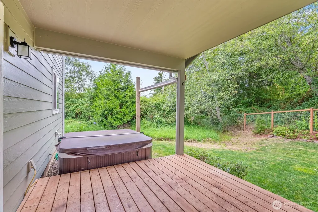 26 Marina Drive Cathlamet WA 98612