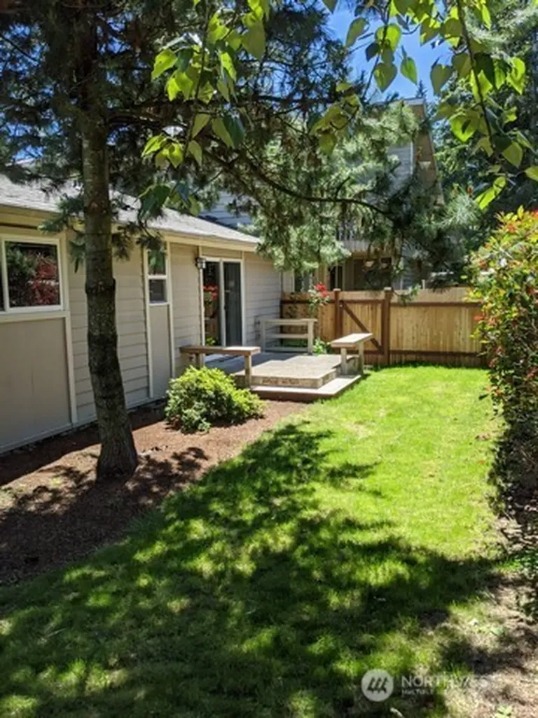 2224 NE 197th Place Shoreline WA 98155