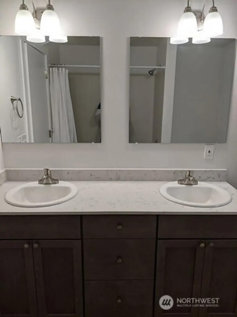 2224 NE 197th Place Shoreline WA 98155