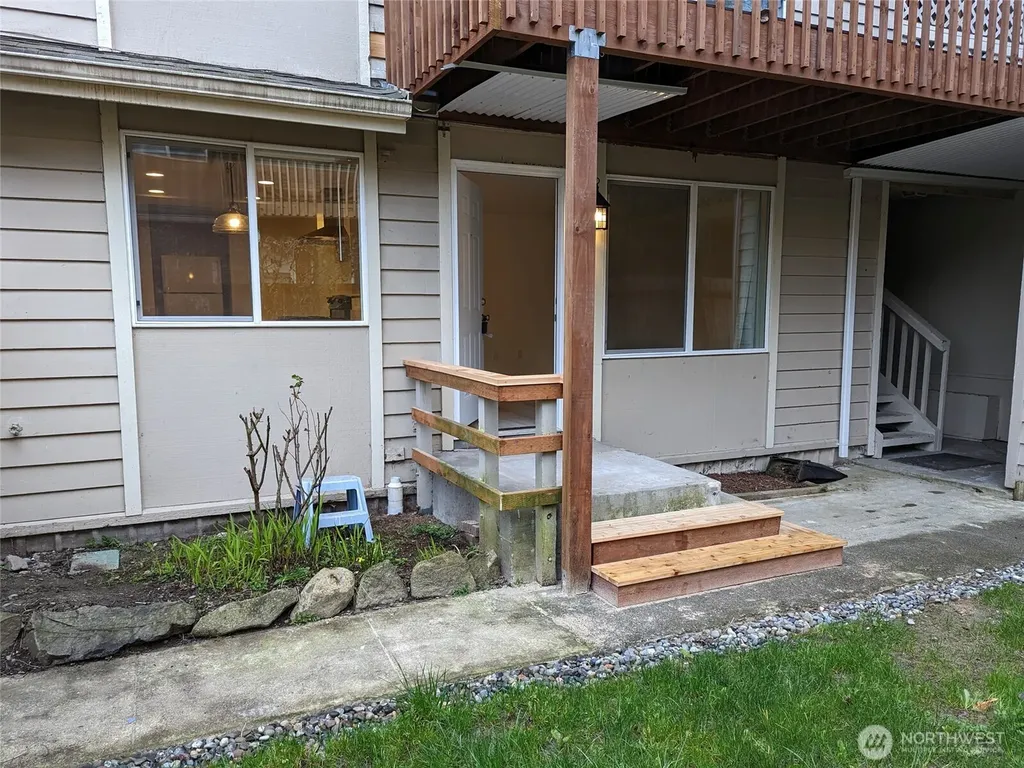2224 NE 197th Place Shoreline WA 98155