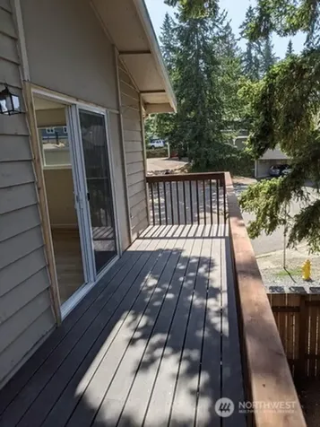 2224 NE 197th Place Shoreline WA 98155