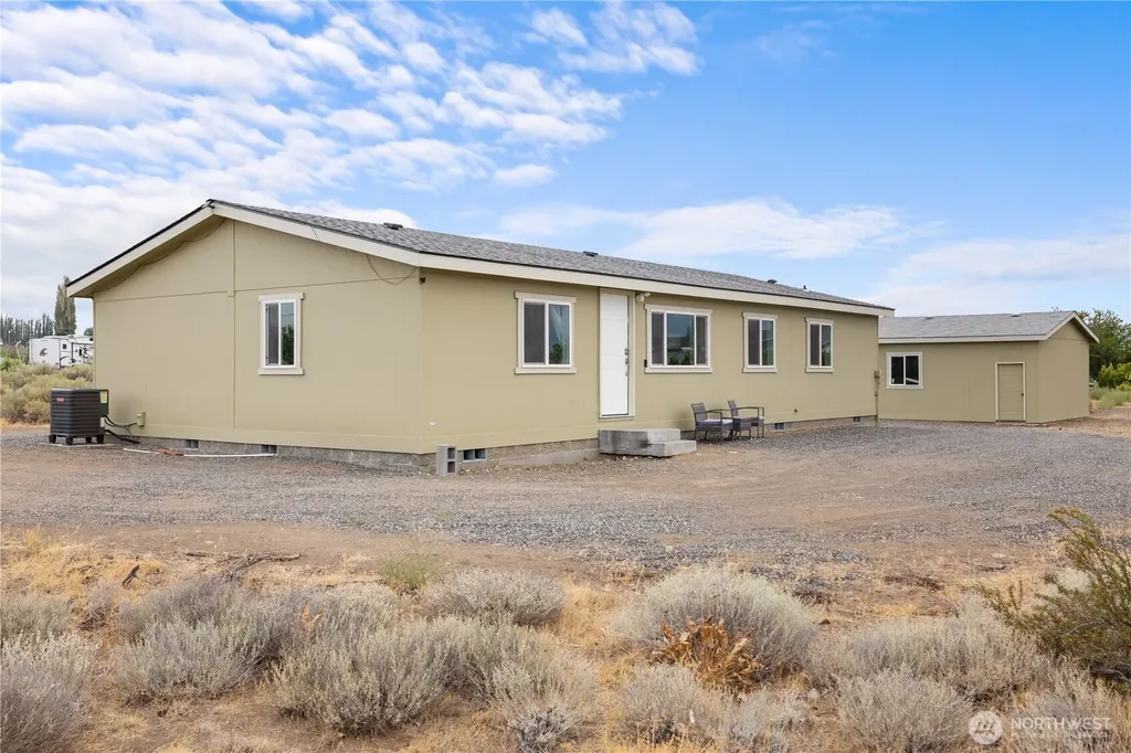 910 Columbia Blvd SW Mattawa WA 99349