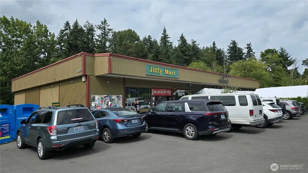 10320 NE Valley Road Bainbridge Island WA 98110