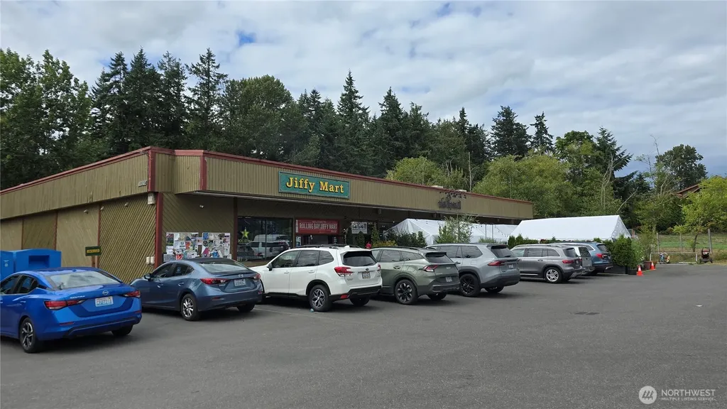 10320 NE Valley Road Bainbridge Island WA 98110