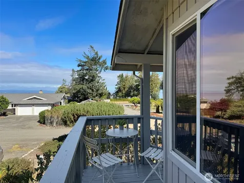 103 Island View Road Port Angeles WA 98362