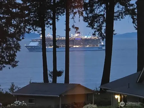 103 Island View Road Port Angeles WA 98362