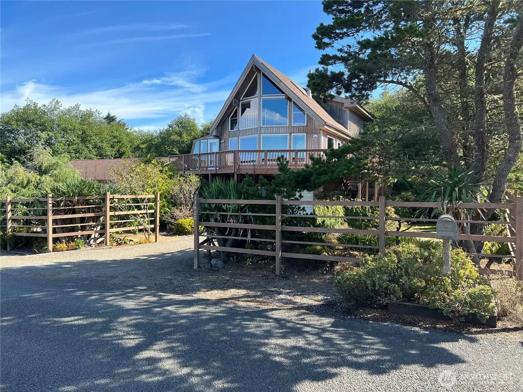 33408 J Place Ocean Park WA 98640