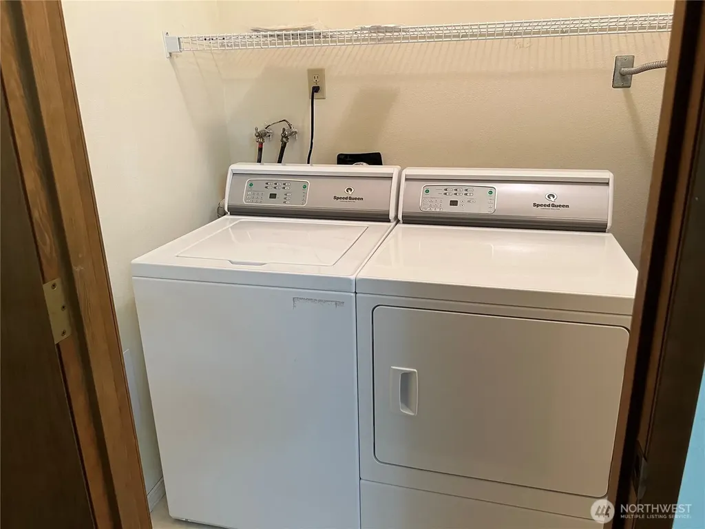 33408 J Place Ocean Park WA 98640