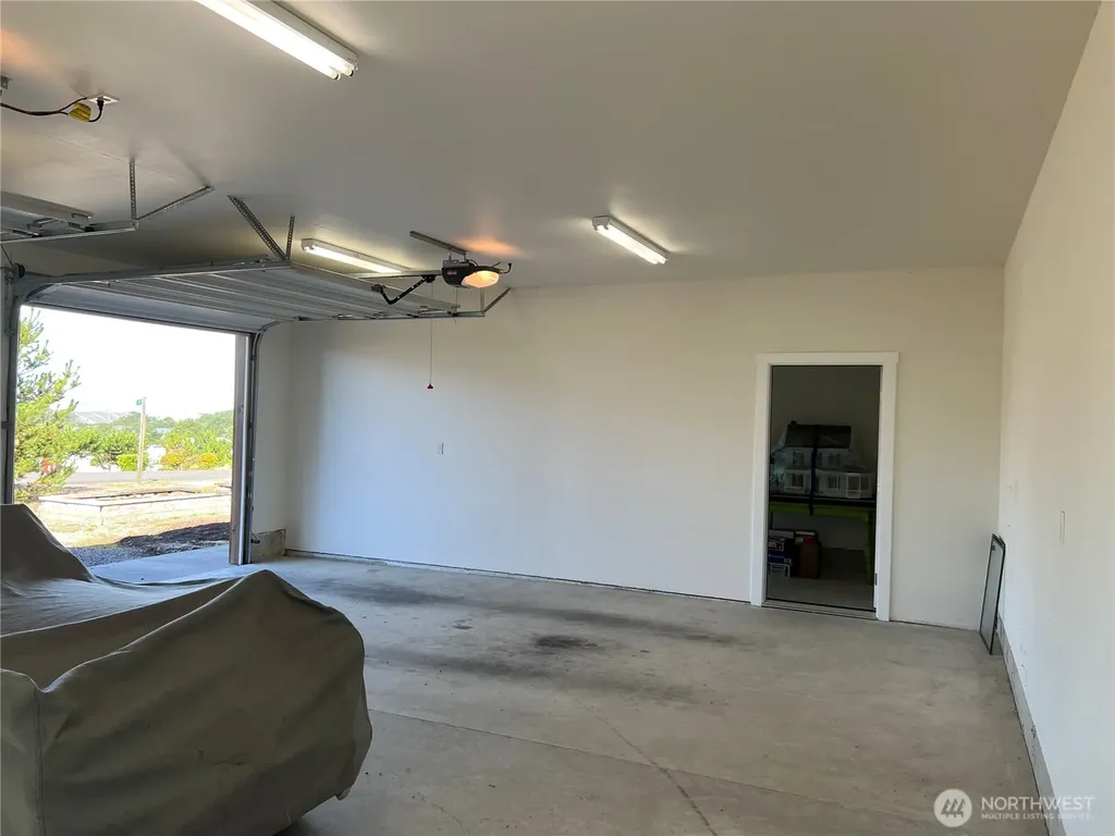 33408 J Place Ocean Park WA 98640