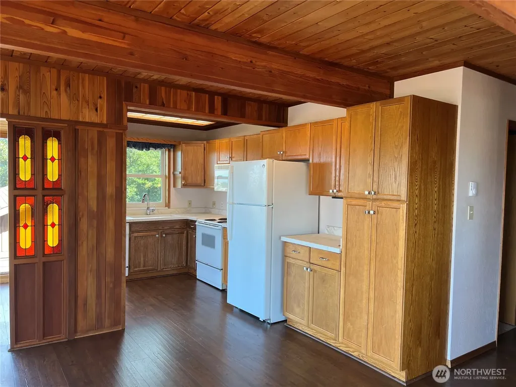 33408 J Place Ocean Park WA 98640