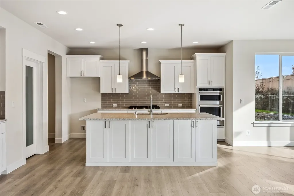 5846 229th Avenue E Buckley WA 98321
