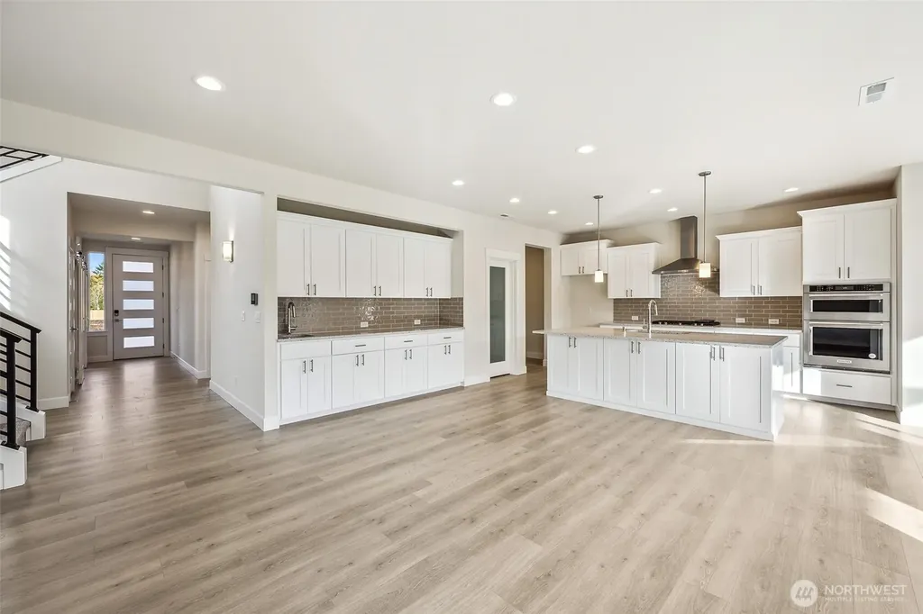 5846 229th Avenue E Buckley WA 98321