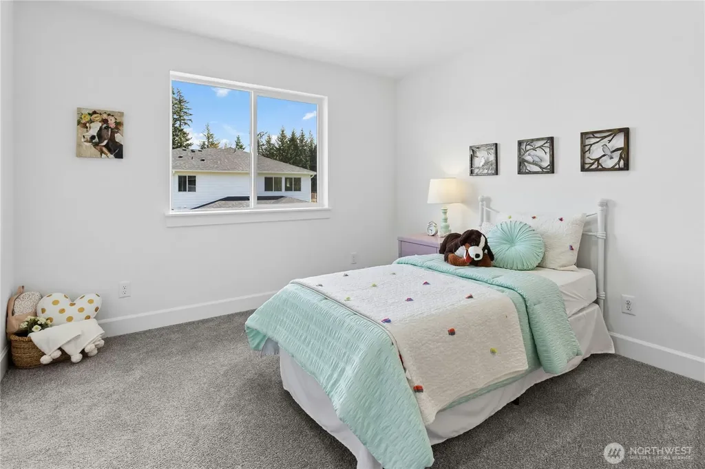 5842 229th Avenue E Buckley WA 98321