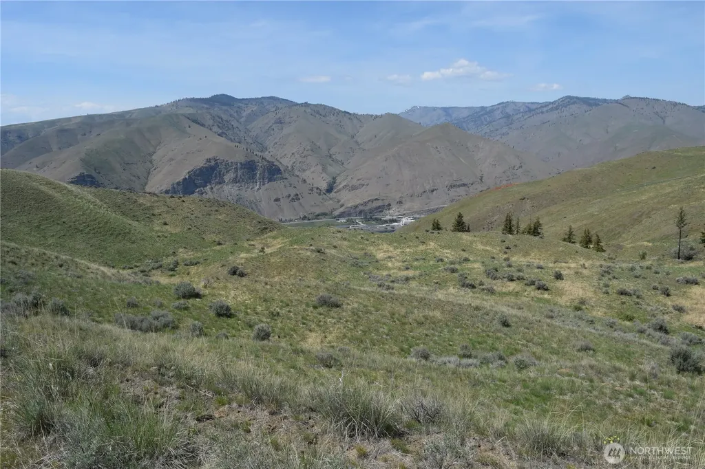 8 Blue Grade Road East Wenatchee WA 98802