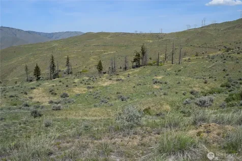 8 Blue Grade Road East Wenatchee WA 98802
