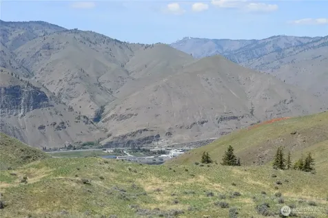 8 Blue Grade Road East Wenatchee WA 98802