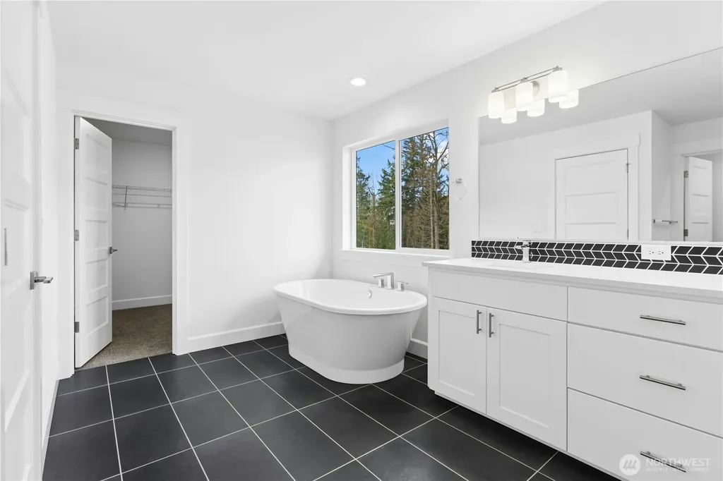 22805 61st Street E Buckley WA 98321