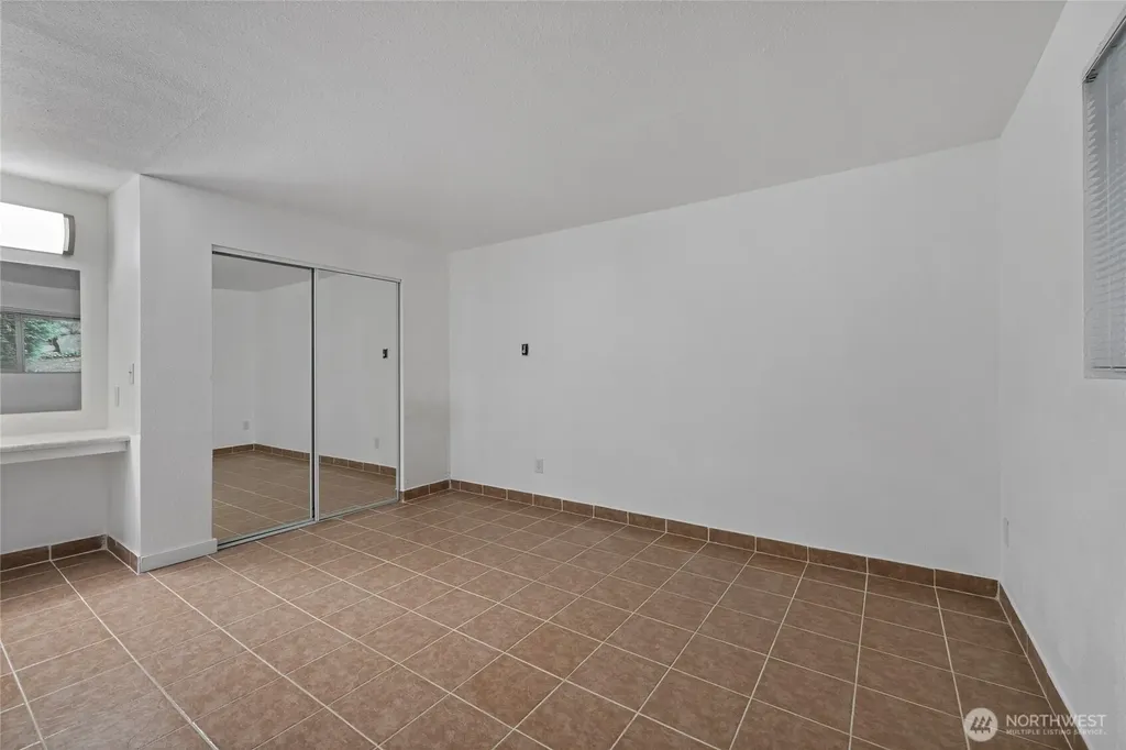 15280 Macadam Road S Seattle WA 98188