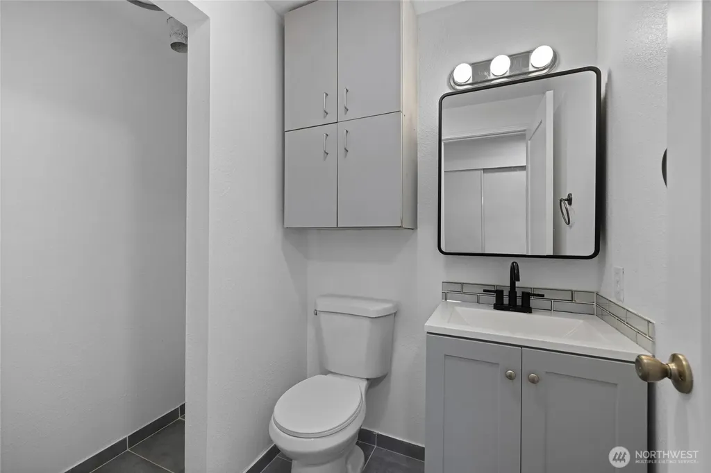 15280 Macadam Road S Seattle WA 98188