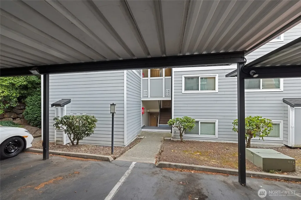 15280 Macadam Road S Seattle WA 98188
