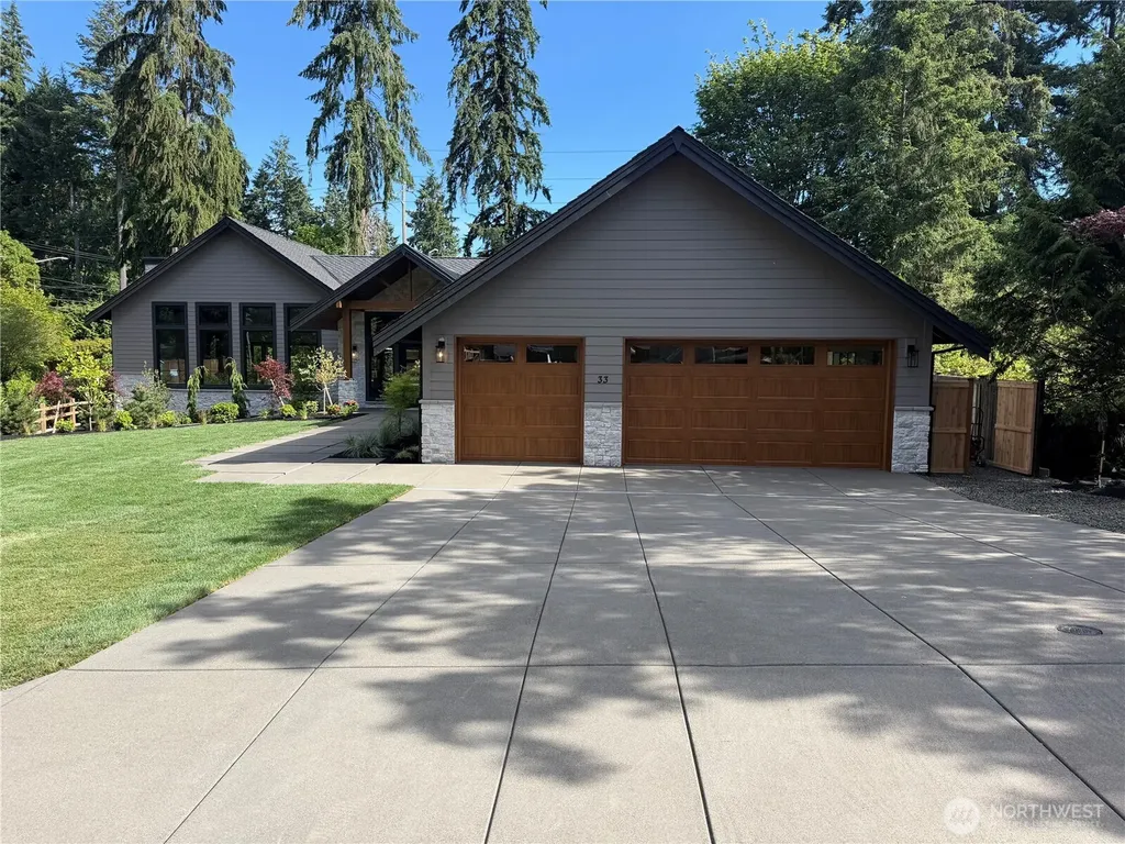 33 Forest Glen Lane SW Lakewood WA 98498