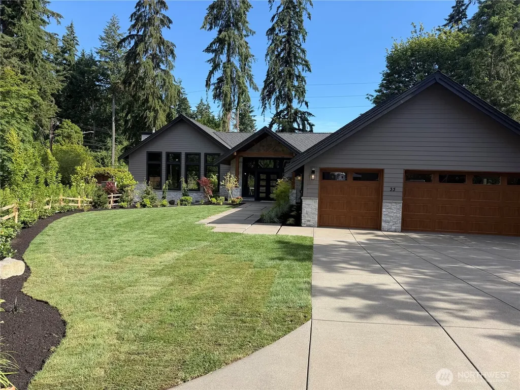 33 Forest Glen Lane SW Lakewood WA 98498