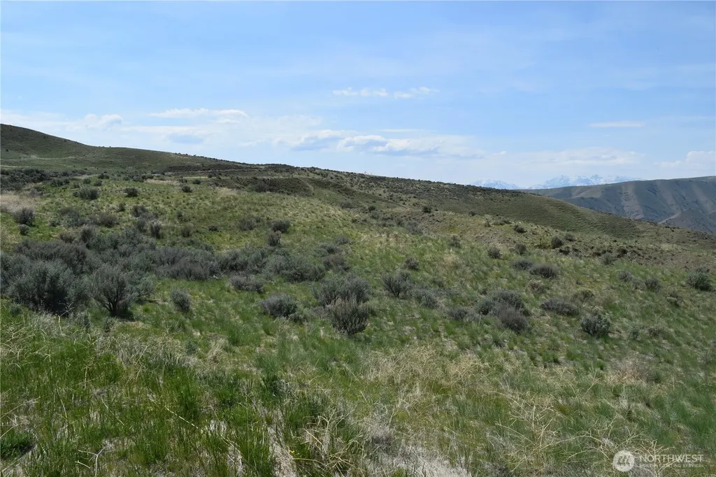 6 Blue Grade Road East Wenatchee WA 98802