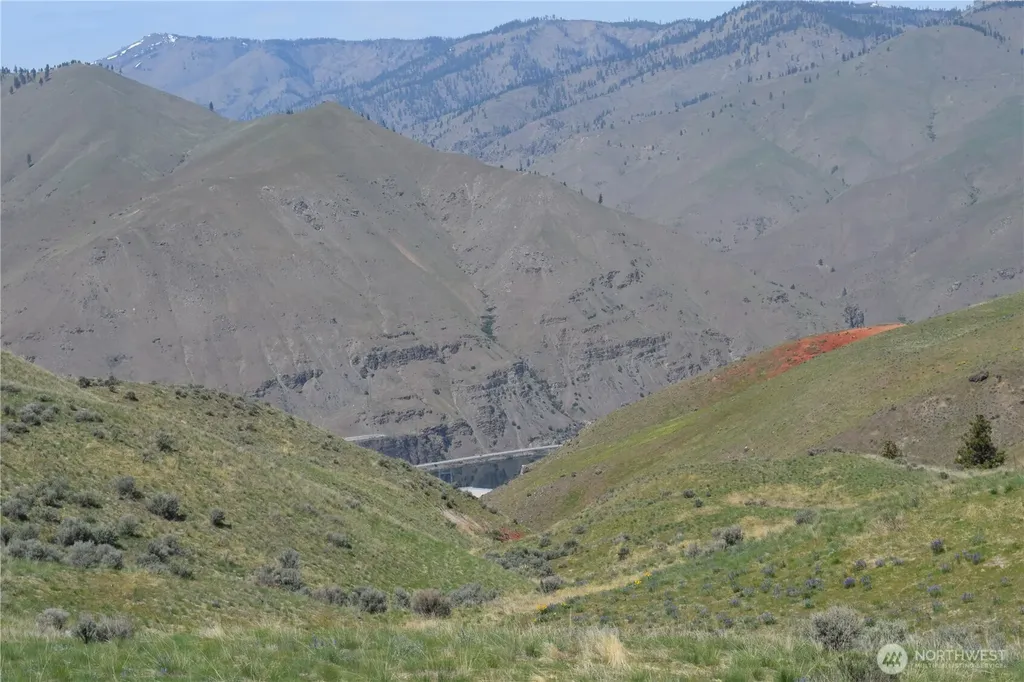 6 Blue Grade Road East Wenatchee WA 98802
