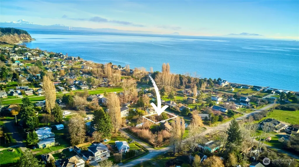 1920 Patos Way Point Roberts WA 98281