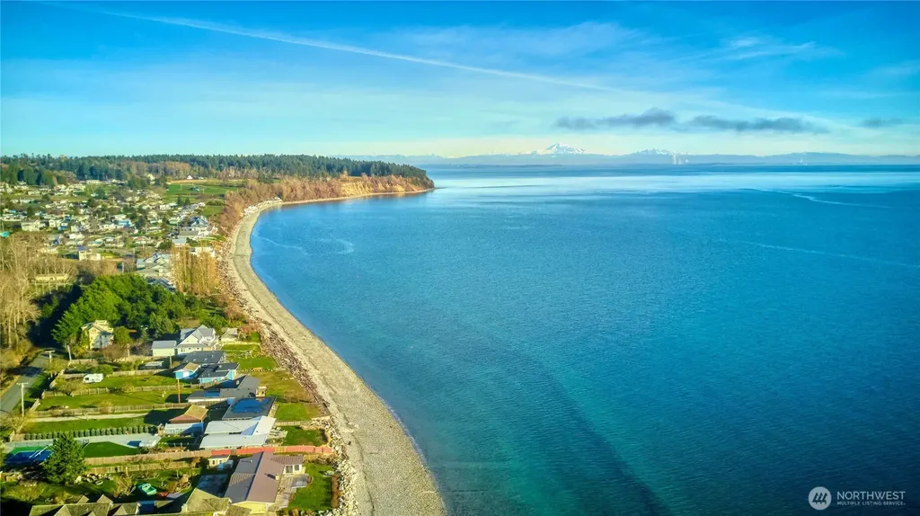 1920 Patos Way Point Roberts WA 98281
