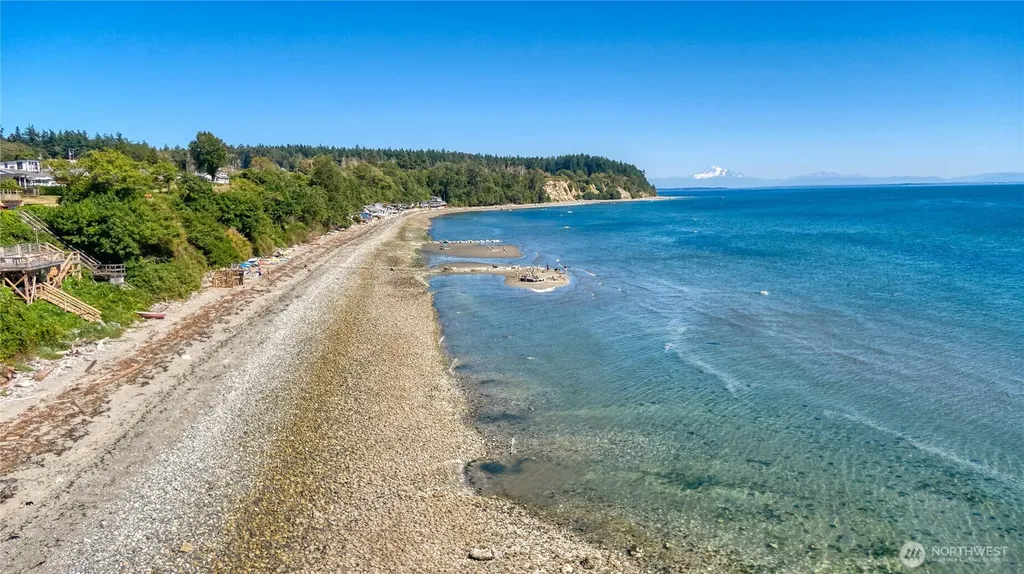 1920 Patos Way Point Roberts WA 98281