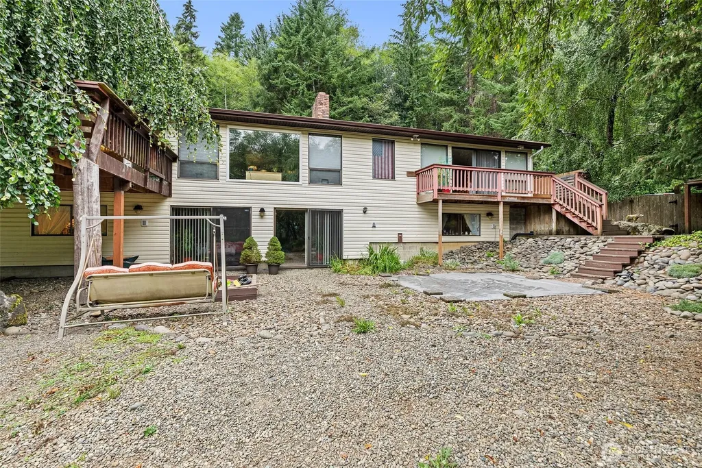 43 Hines Valley Road Raymond WA 98577