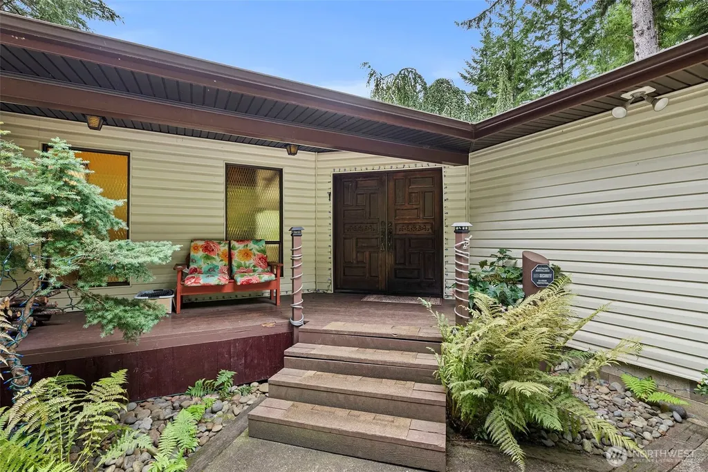 43 Hines Valley Road Raymond WA 98577